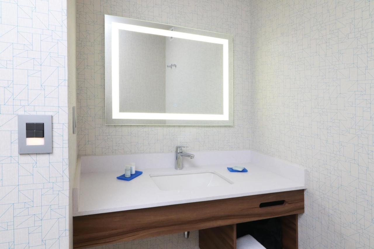 Holiday Inn Express - Monterrey - Fundidora By Ihg מראה חיצוני תמונה