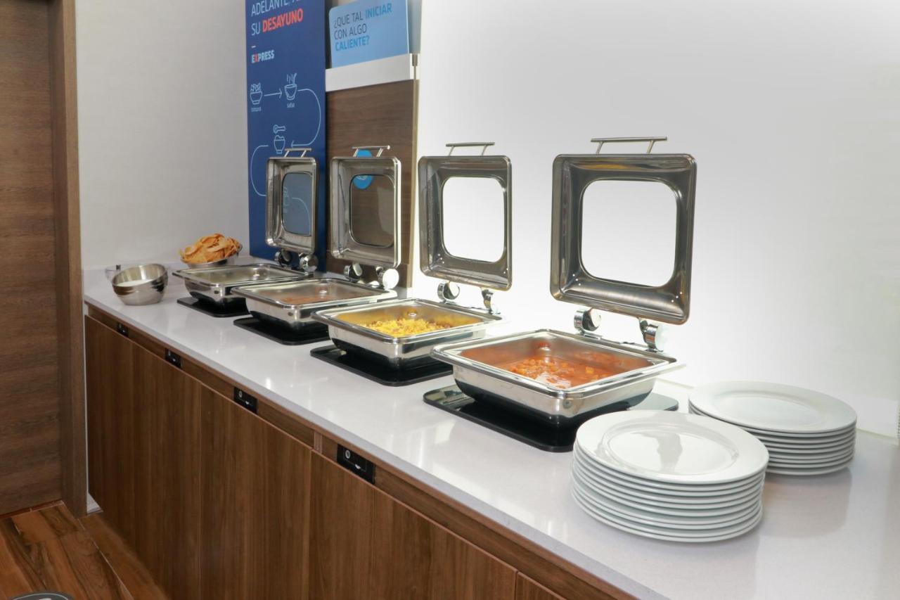 Holiday Inn Express - Monterrey - Fundidora By Ihg מראה חיצוני תמונה