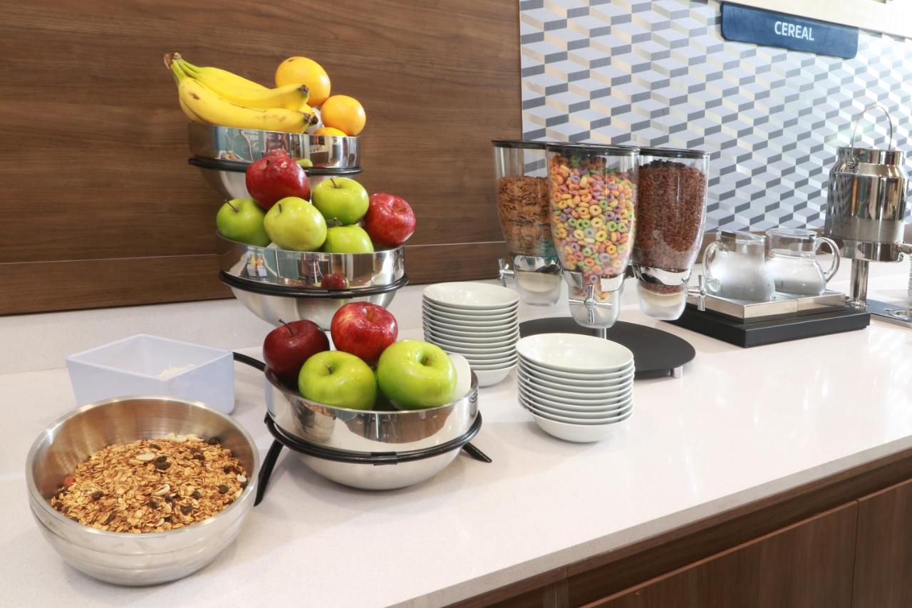 Holiday Inn Express - Monterrey - Fundidora By Ihg מראה חיצוני תמונה